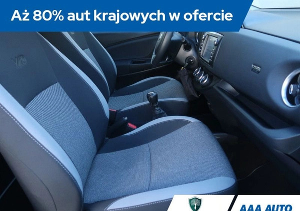 Toyota Yaris cena 57000 przebieg: 41819, rok produkcji 2019 z Wyrzysk małe 232